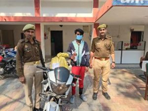सहारनपुर29फरवरी24*थाना मण्डी पुलिस ने 01 शातिर अवैध शराब तस्कर किया गिरफ्तार