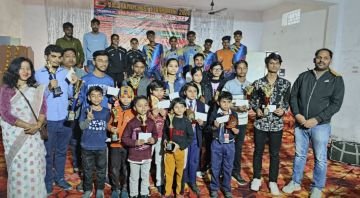 कौशाम्बी29फरवरी24*5वीं व्रजेश कुमार द्विवेदी मेमोरियल रैपिड चेस टूर्नामेंट का आयोजन* कौशाम्बी29फरवरी24*5वीं व्रजेश कुमार द्विवेदी मेमोरियल रैपिड चेस टूर्नामेंट का आयोजन*