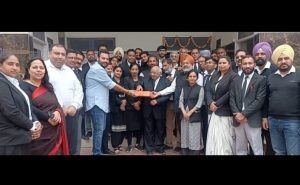 पंजाब 11 मार्च 2024* एडवोकेट रमनदीप कम्बोज व प्रकाश मक्कड़ बार कौंसिल चंडीगढ़ के कोआप्रेटिव कमेटी के मैंबर बने