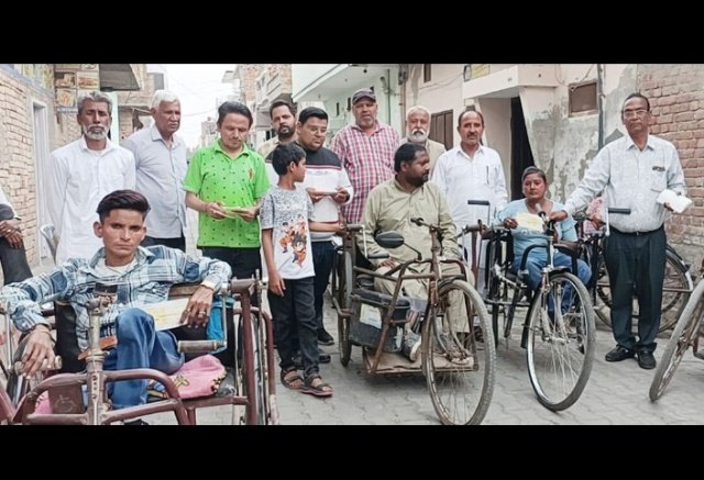 पंजाब मंगलवार, 19 मार्च 2024* सरबत दा भला संस्था ने जरूरतमंद लोगों को चैक बांटे पंजाब मंगलवार, 19 मार्च 2024* सरबत दा भला संस्था ने जरूरतमंद लोगों को चैक बांटे