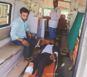 कौशाम्बी05मार्च24*तेजरफ्तर कार की टक्कर से मोटरसाइकिल सवार भाई बहन गंभीर रूप से घायल*