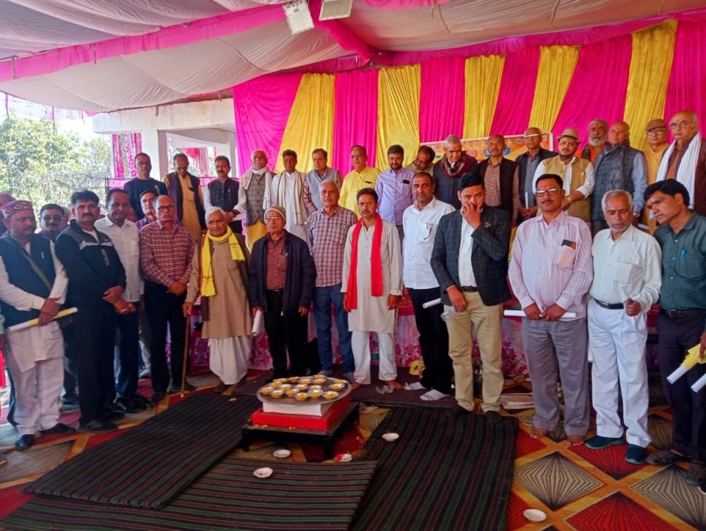 औरैया 10 मार्च 2024*दिबियापुर जिला औरैया दिबियापुर कस्बे के बेला रोड स्थित पीतांबरा वाटिका में आज विप्र वंश की एक बैठक, औरैया 10 मार्च 2024*दिबियापुर जिला औरैया दिबियापुर कस्बे के बेला रोड स्थित पीतांबरा वाटिका में आज विप्र वंश की एक बैठक,