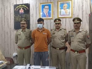 आगरा26मार्च24*इंजीनियर लुटेरे को पुलिस ने किया गिरफ्तार,
