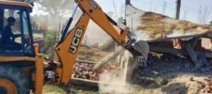 कौशाम्बी01मार्च24*अवैध निर्माण पर चला प्रशासन का बुलडोज़र,अवैध निर्माण कराया गया ध्वस्त*