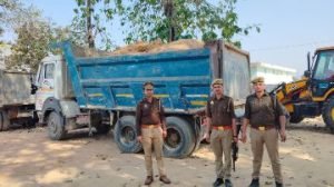अयोध्या01मार्च24*अवैध मिट्टी खनन करने पर दो डम्फर व जेसीबी सीज
