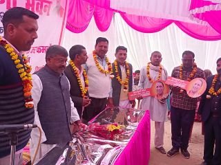 अयोध्या02मार्च24*विधायक ने उचितदर दुकान का किया लोकार्पण अयोध्या02मार्च24*विधायक ने उचितदर दुकान का किया लोकार्पण