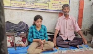 भागलपुर03मार्च24*प्रधानमंत्री से अपने बच्चों की पढ़ाई और आवास की मांग करता राजस्थान का युवक पहुंचा भागलपुर*