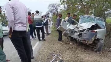 मथुरा02मार्च24*नौझील मांट रॉड पर 3 गाड़ियों में हुआ जबरदस्त एक्सीडेंट।