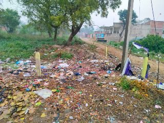 अयोध्या2मार्च24*स्वच्छता पखवाड़ा अभियान में भी नहीं दिखी ग्राम नेवरा में सफाई व्यवस्था