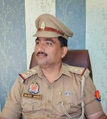 हरदोई04मार्च24*'खुराफातियों पर कसें नकेल-अतरौली प्रभारी निरीक्षक डीके सिंह हरदोई04मार्च24*'खुराफातियों पर कसें नकेल-अतरौली प्रभारी निरीक्षक डीके सिंह