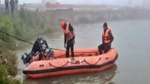 बुलन्दशहर04मार्च24*नहर में बारातियों की कार गिरने से तीन की मौत,लापता लोगों की तलाश में NDRF का रेस्क्यू जारी*