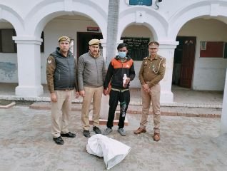 सहारनपुर05मार्च24*अंबेहटा पुलिस ने शराब तस्कर को हरियाणा शराब के साथ किया गिरफ्तार।*