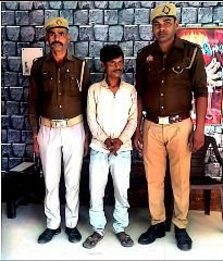 कानपुर नगर09मार्च24*अपराध एवम अपराधियों के विरुद्ध चलाये जा रहे अभियान में 550 ग्राम गांजा के साथ एक अभियुक्त गिरफ्तार। कानपुर नगर09मार्च24*अपराध एवम अपराधियों के विरुद्ध चलाये जा रहे अभियान में 550 ग्राम गांजा के साथ एक अभियुक्त गिरफ्तार।