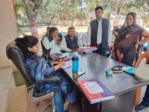 कौशाम्बी09मार्च24*पिपरी थाने में नायब तहसीलदार ने सुनी जन शिकायतें*