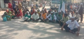 कौशाम्बी12मार्च24*किसान यूनियन के कार्यकर्ताओ ने किया चक्का जाम*