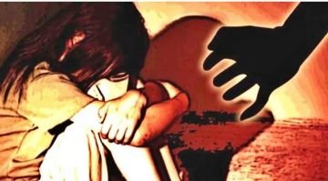 बरेली14मार्च24*फूल तोड़ने घर से निकली 7 साल की बच्ची से रेप, बाइक सवार युवकों ने लिफ्ट देने के बहाने खेत में ले जाकर किया दुष्कर्म बरेली14मार्च24*फूल तोड़ने घर से निकली 7 साल की बच्ची से रेप, बाइक सवार युवकों ने लिफ्ट देने के बहाने खेत में ले जाकर किया दुष्कर्म
