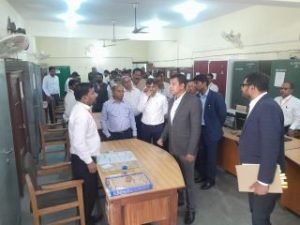 बाराबंकी15मार्च24*मंडलायुक्त ने निर्वाचन की तैयारियों का लिया जायजा