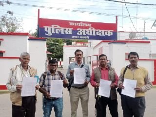 बाराबंकी16मार्च24*टाइम सिटी चेयरमैन व डायरेक्टर के विरुद्ध मुकदमा दर्ज करने के निर्देश