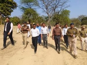 अयोध्या18मार्च24*डीएम व एसएसपी ने मतदान केन्द्रो का किया निरीक्षण