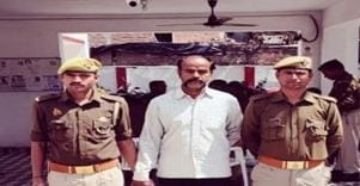 कानपुर नगर19मार्च24*पुलिस ने वारंटी को जेल भेजा कानपुर नगर19मार्च24*पुलिस ने वारंटी को जेल भेजा