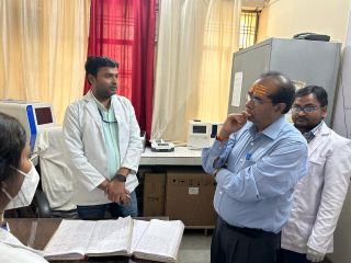 बाराबंकी20मार्च24*निदेशक राष्ट्रीय स्वास्थ्य कार्यक्रम ने किया सीएचसी का औचक निरीक्षण