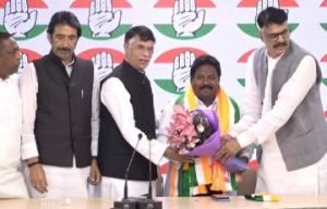 झारखण्ड20मार्च24*भाजपा के पूर्व विधायक जेपी भाई पटेल ने थामा काँग्रेस का दामन