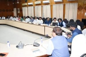 बाराबंकी22मार्च24*1 अप्रैल से 10 अप्रैल तक चलेगा विशेष संचारी रोग नियंत्रण अभियान