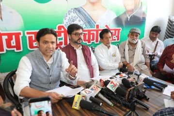 बाराबंकी22मार्च24*इलेक्ट्रोरल बांड घोटाले के बाद भाजपा बेनकाब हो चुकी है मोदी जी का ना खाऊँगा ना खाने दूँगा का जुमला दिखावटी निकला* बाराबंकी22मार्च24*इलेक्ट्रोरल बांड घोटाले के बाद भाजपा बेनकाब हो चुकी है मोदी जी का ना खाऊँगा ना खाने दूँगा का जुमला दिखावटी निकला*