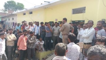 झांसी26मार्च24*पानी की टंकी से कुंद कर लड़की ने दे दी जान, वायरल वीडियो बना मौत का कारण।