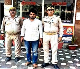 कानपुर नगर27मार्च24*अपराध एवं अपराधियों के विरुद्ध चलाए जा रहे अभियान के क्रम में01 अभियुक्त गिरफ्तार।