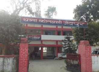 बाराबंकी30मार्च24*तस्करों की निशानदेही पर पुलिस ने गोवध से जुड़े उपकरण किए बरामद