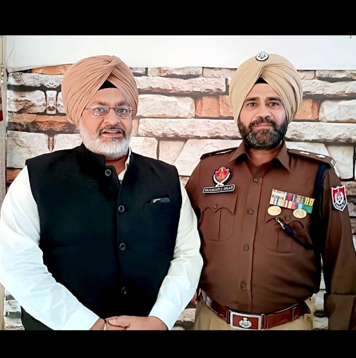 पंजाब 6 मार्च 2024* आप नेता सीनियर एडवोकेट हरप्रीत सिंह ने एसएसपी वरिंद्र सिंह बराड़ से मुलाकात की पंजाब 6 मार्च 2024* आप नेता सीनियर एडवोकेट हरप्रीत सिंह ने एसएसपी वरिंद्र सिंह बराड़ से मुलाकात की
