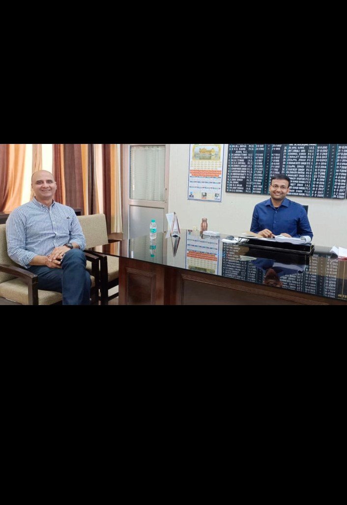 पंजाब मंगलवार, 19 मार्च 2024* विधायक संदीप जाखड़ ने एसडीएम पंकज कुमार से की मुलाकात