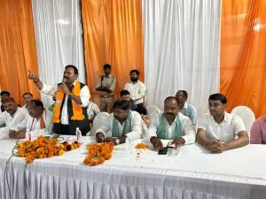 कानपुर नगर09अप्रैल24*भारतीय जनता युवा मोर्चा के नेतृत्व में किया गया जोरदार स्वागत मिश्रिख लोकसभा प्रत्याशी अशोक रावत का