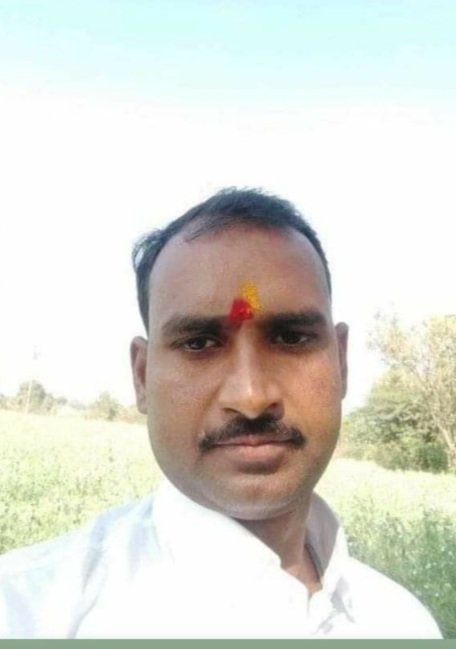 झांसी 20अप्रैल24*सड़क दुघर्टना में हरपुरा के युवा किसान की मौत। मऊरानीपुर।