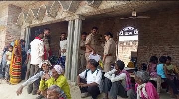 अयोध्या03अप्रैल24*घर में फांसी के फंदे से लटकता मिला नवविवाहिता का शव