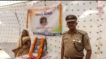 अयोध्या03अप्रैल24*अमर शहीद राजकुमार यादव को दी गई श्रद्धांजलि। 