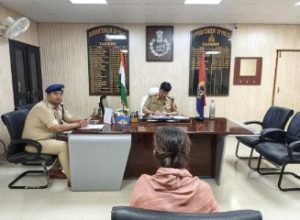 कौशाम्बी09अप्रैल24*गुणवत्तापूर्ण समय सीमा में निस्तारित हो शिकायती पत्र-- एसपी*