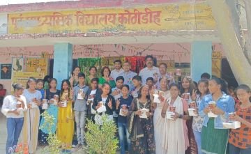 बाराबंकी10अप्रैल24*सरकारी विद्यालयों में वार्षिकोत्सव व नामांकन उत्सव का आयोजन