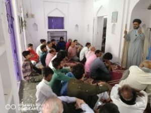 कौशाम्बी10अप्रैल24*शिया समुदाय के लोगों ने अदा की ईद उल फितर की नमाज़*