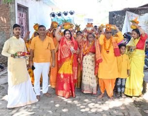 औरैया16अप्रैल24*कलश यात्रा के साथ शुरू हुआ श्रीमद् भागवत ज्ञान यज्ञ का शुभानुष्ठान*