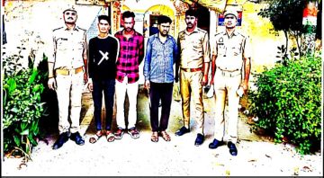 कानपुर नगर 23.04.2024*यूपीआई के माध्यम से आनलाइन फ्राड करने वाले अभियुक्तों की गिरफ्तारी