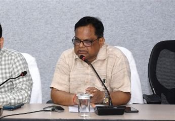 भागलपुर24अप्रैल24*स्वीप को लेकर जिला पदाधिकारी ने की बैठक*