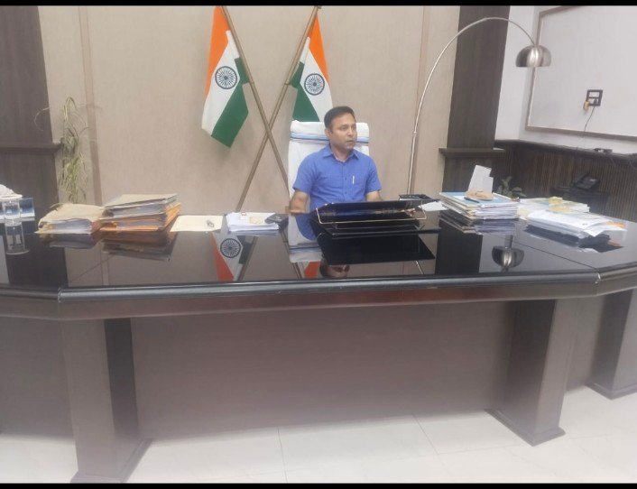 भागलपुर बिहार 15 अप्रैल 2024 *स्वास्थ्य व्यवस्था में सुधार को लेकर डीएम ने की बैठक*