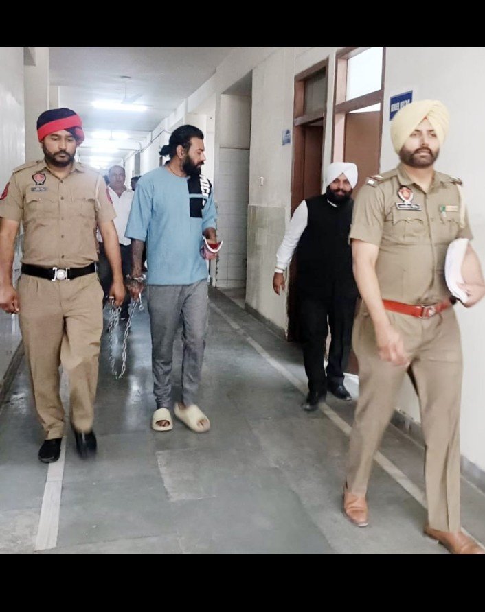 पंजाब 30 मई 2024* नीरज अरोड़ा को पुलिस रिमांड के बाद जेल भेजा पंजाब 30 मई 2024* नीरज अरोड़ा को पुलिस रिमांड के बाद जेल भेजा