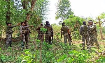 छत्तीसगढ़10मई24*छत्तीसगढ़ में नई सरकार बनते ही नक्सलियों पर एक्शन जारी है। छत्तीसगढ़10मई24*छत्तीसगढ़ में नई सरकार बनते ही नक्सलियों पर एक्शन जारी है।