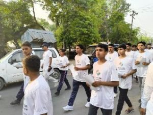 अयोध्या13मई24*मतदाता जागरूकता अभियान के तहत रुदौली को नंबर वन बनाने के लिए किया गया ' वॉक फॉर वोट' का आयोजन