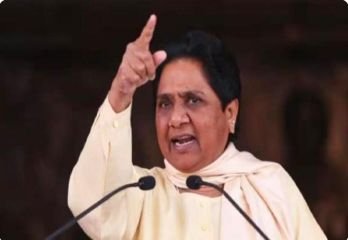 लखनऊ16मई24*मुफ्त राशन देकर एहसान नहीं कर रही BJP…इसके बदले वोट मांगकर गरीबों को मजाक उड़ाना अशोभनीय-मायावती*