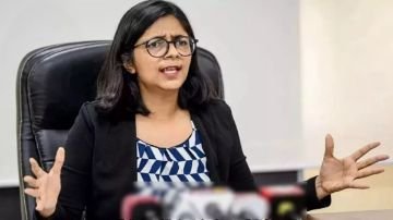 दिल्ली16मई24*NCW ने बिभव कुमार को भेजा समन, स्वाति मालीवाल से बदसलूकी मामले में पूछताछ के लिए बुलाया* दिल्ली16मई24*NCW ने बिभव कुमार को भेजा समन, स्वाति मालीवाल से बदसलूकी मामले में पूछताछ के लिए बुलाया*
