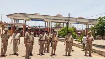 कौशाम्बी30मई24*आईजी प्रयागराज जोन ने मतगणना स्थल का किया निरीक्षण,तैयारियों का लिया जायजा*